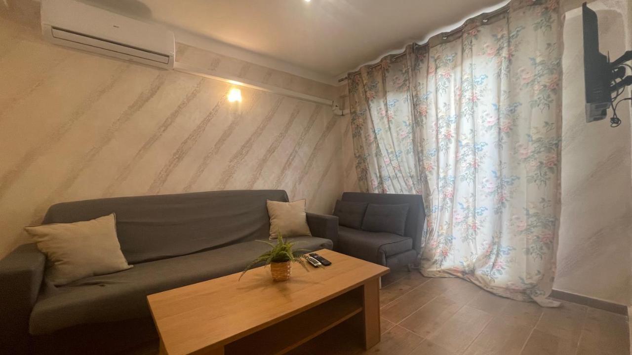 Apartamento Santa Ana Apartment เบนัลมาเดนา ภายนอก รูปภาพ
