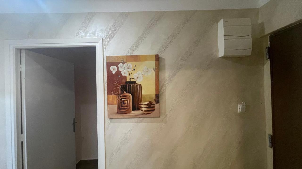 Apartamento Santa Ana Apartment เบนัลมาเดนา ภายนอก รูปภาพ